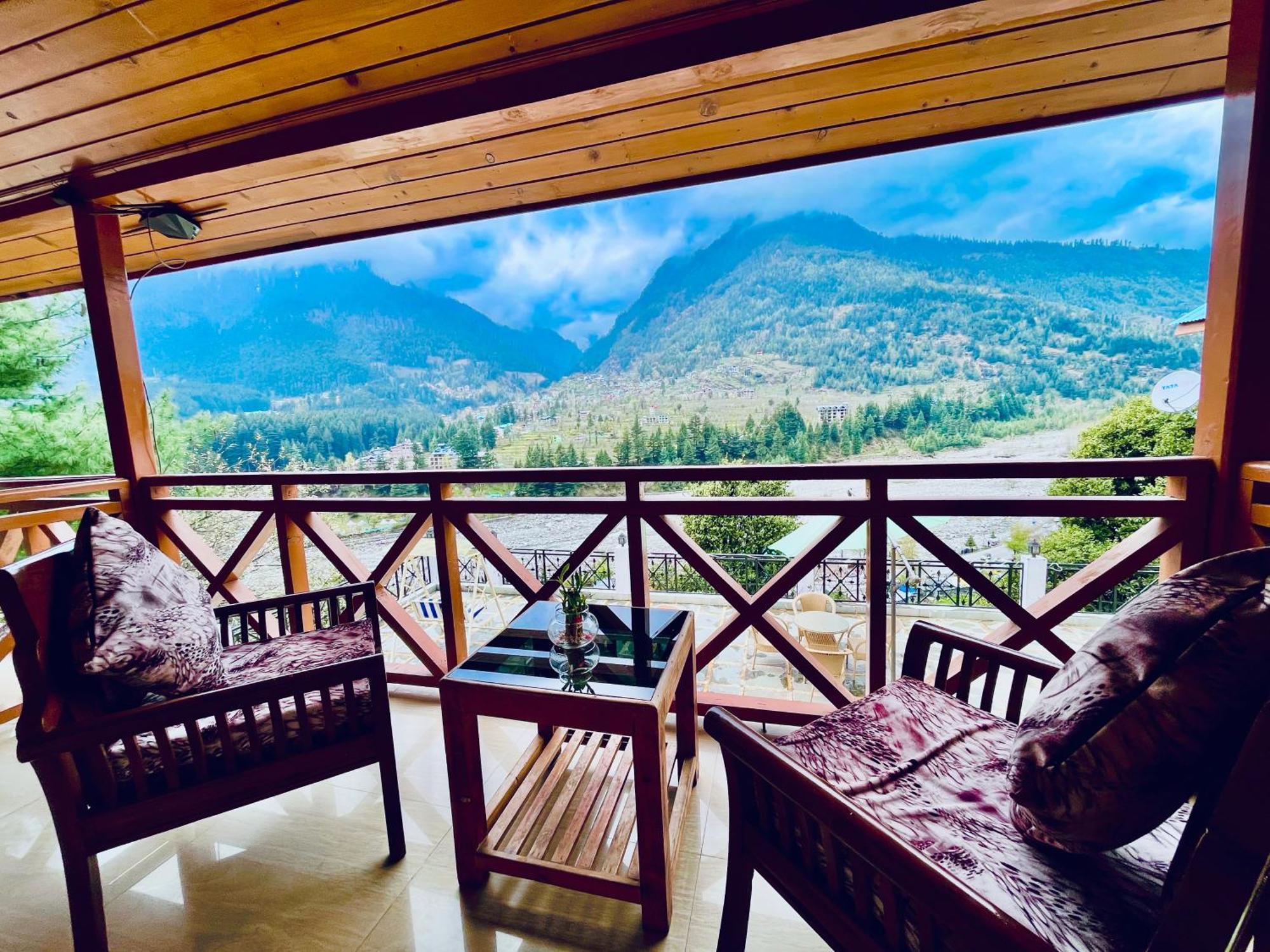 Snow Clad Riverview Hotel & Resort, Manali Exterior photo